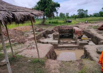 धनुषाको सबैलामा लिच्छवीकालीन भग्नावशेष र खजाना फेला, उत्खनन् कार्य जारी थप सामग्री