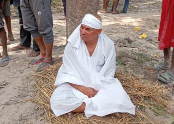 सुखीपुर नगरपालिकाका  मेयर राम औतार यादवलाई मातृशाेक