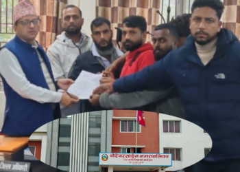 सप्तरीको बोदेबरसाईनमा  घुस मागेको गुनासो गर्दा जेनजी कुटिए